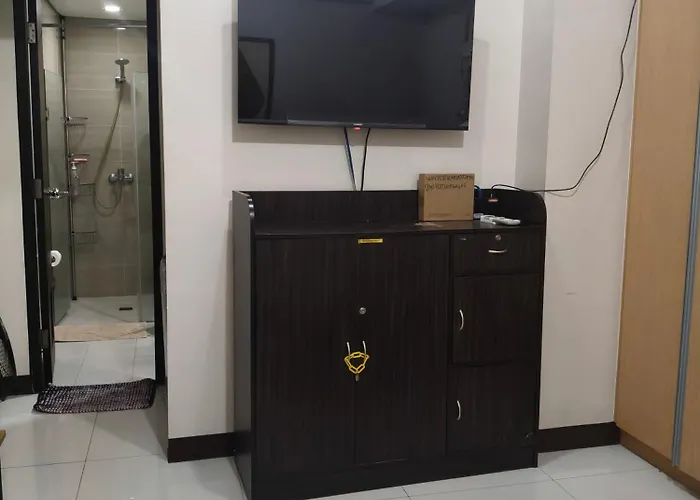 Apartahotel M & V Condotel Near International Airport