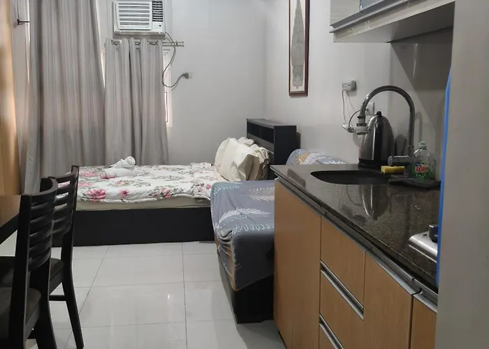 M & V Condotel Near International Airport * Manila